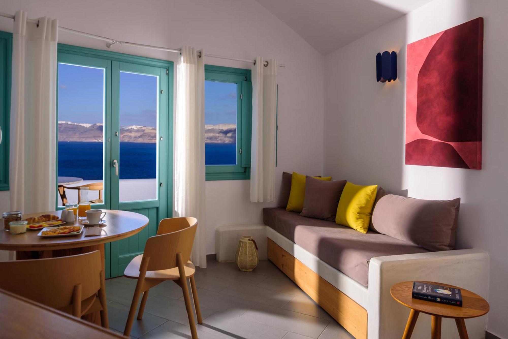 Neptune Luxury Suites Akrotiri  Exterior photo