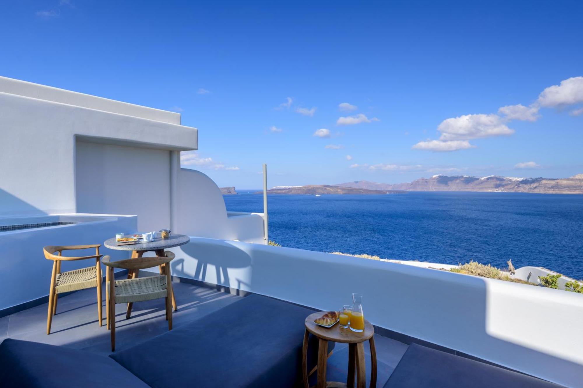 Neptune Luxury Suites Akrotiri  Exterior photo