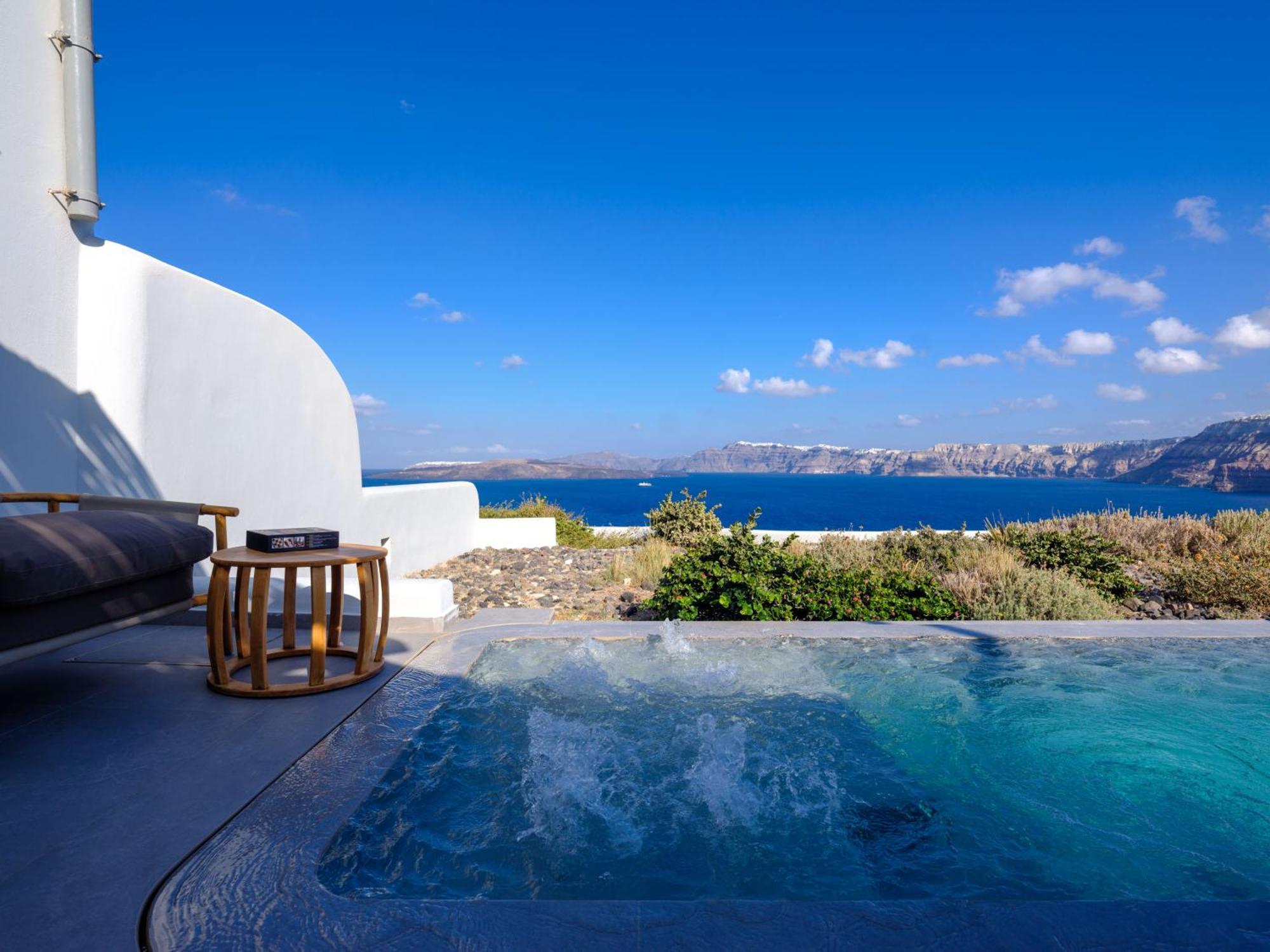 Neptune Luxury Suites Akrotiri  Exterior photo