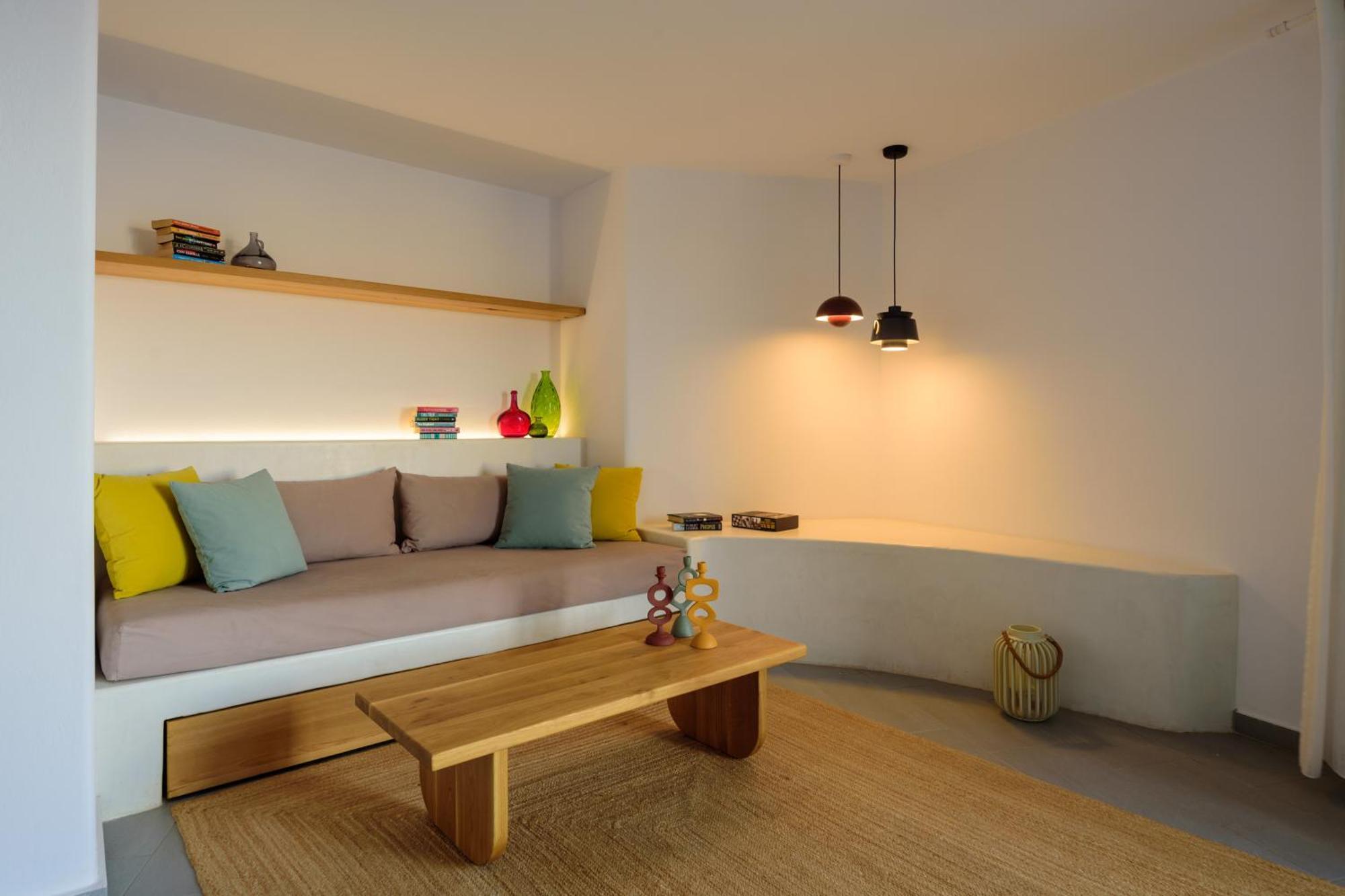 Neptune Luxury Suites Akrotiri  Exterior photo