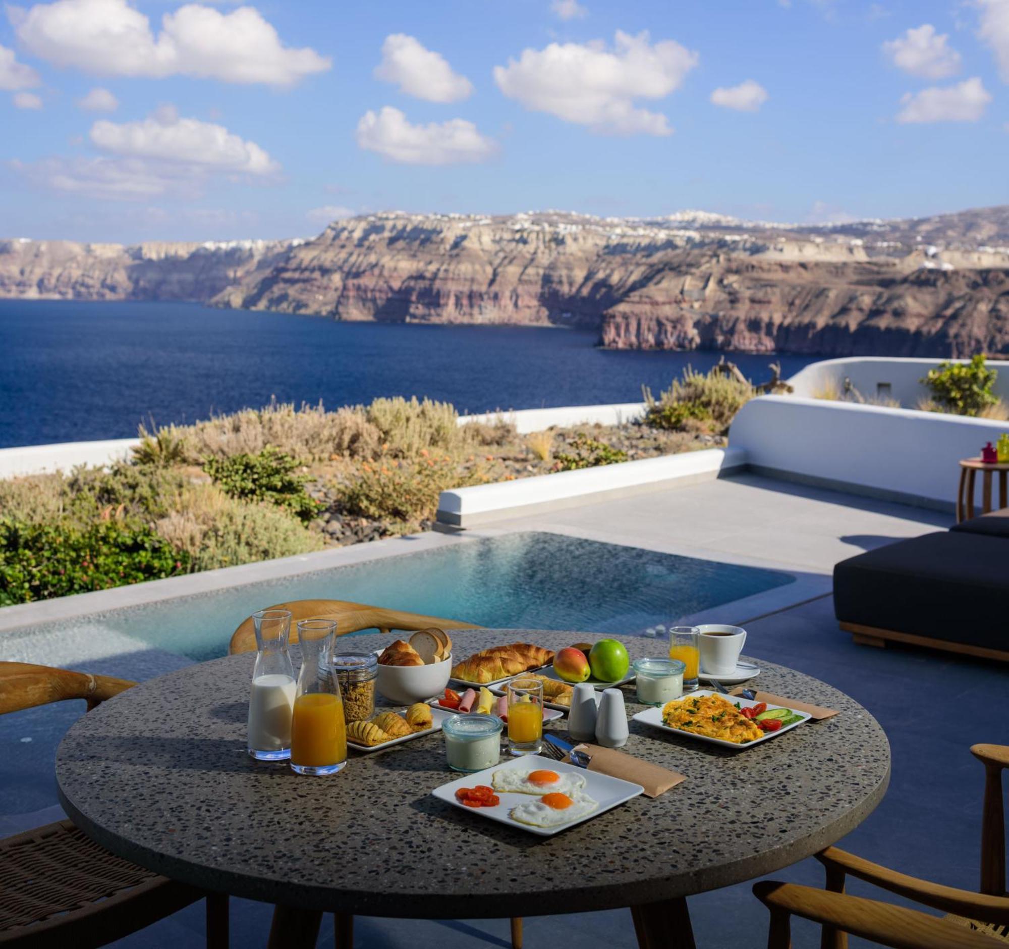 Neptune Luxury Suites Akrotiri  Exterior photo
